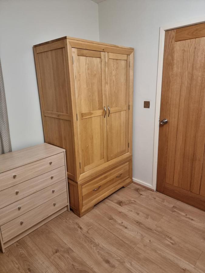 Double Bedroom With View To The Garden Оксфорд Экстерьер фото